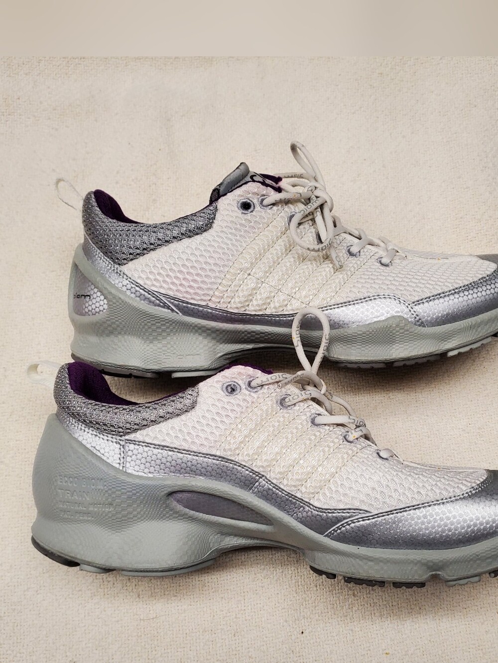 ECCO Biom Train Natural Motion Womens Sneakers White Silver Purple Sz 9-9.5 - Picture 6 of 7